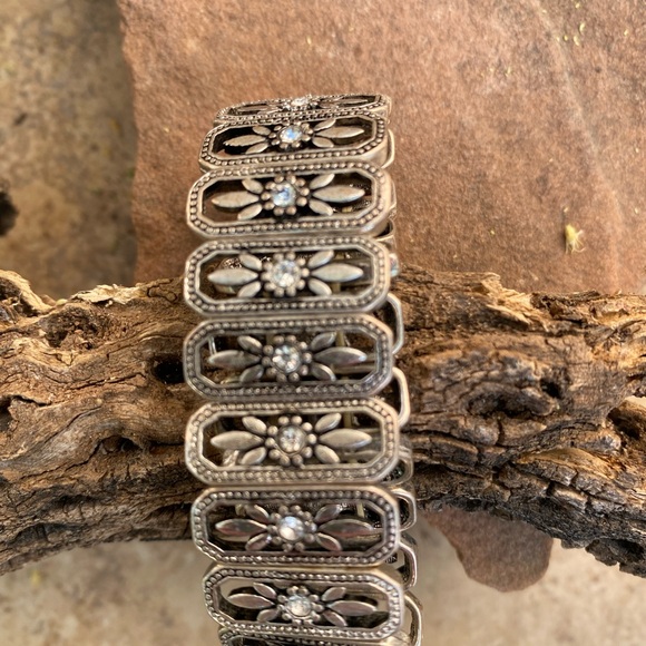 Silver plated stretch bracelet - Picture 6 of 6